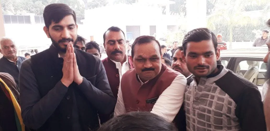 Courtesy meeting and greetings